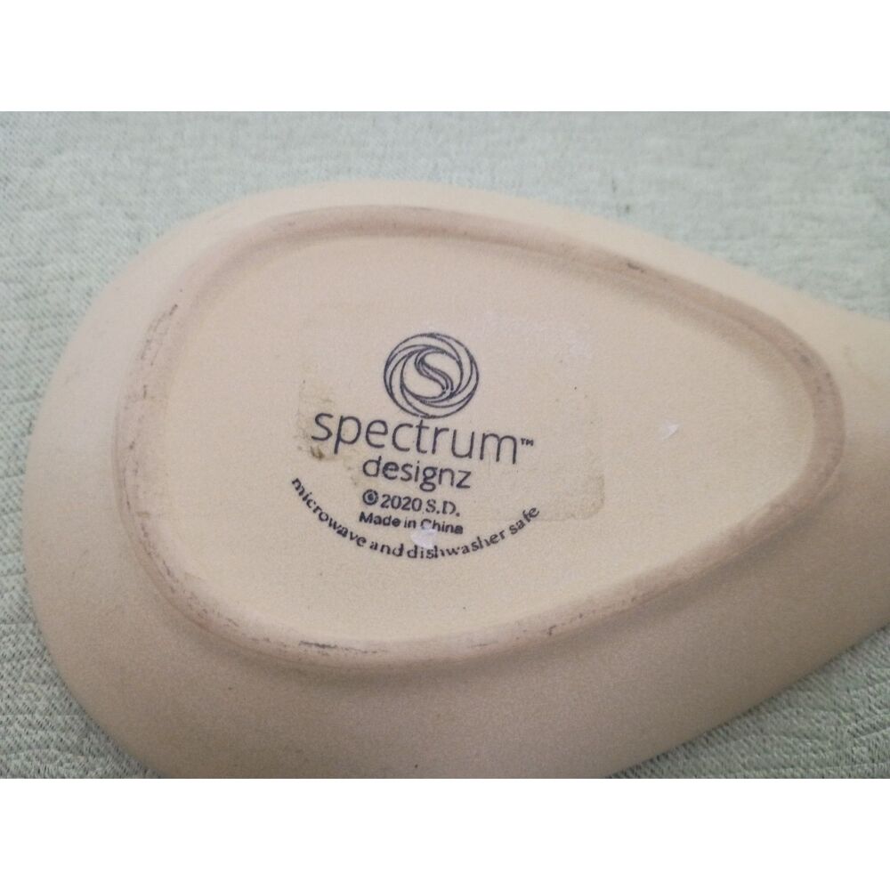 Spectrum Designz Spring Garden Model Lavender Floral Design Ceramic Spoon Rest - Picture 3 of 5